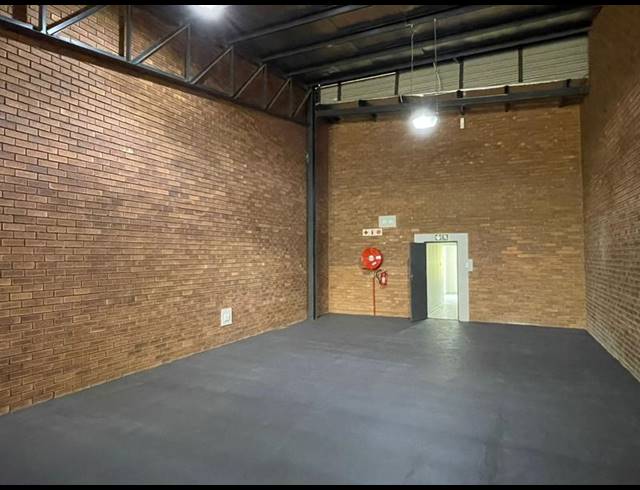 INDUSTRIAL PROPERTY TO RENT IN HENNOPSPARK